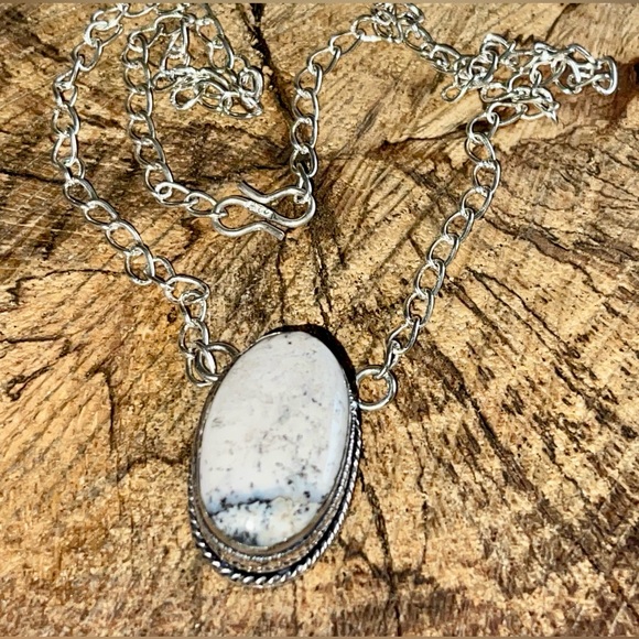 Dendritic Agate Pendant Necklace - Picture 8 of 13